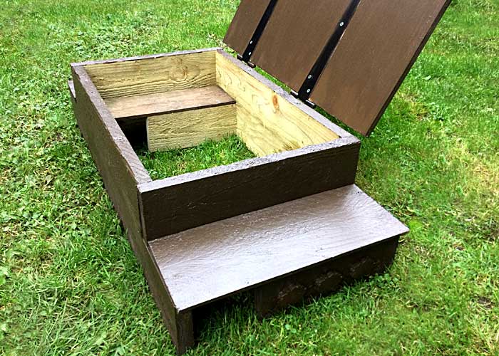 CAT PROOF HEDGEHOG FEEDING STATION