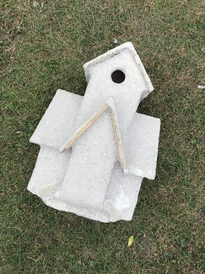 ECO SCULPTED BIRD MANSION