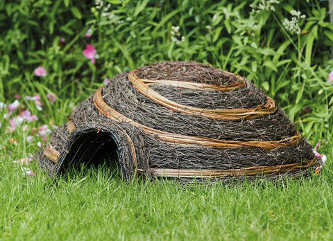 IGLOO HEDGEHOG HOUSE