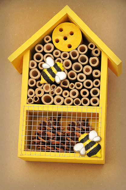 SMALL BEE & INSECT HOUSE
